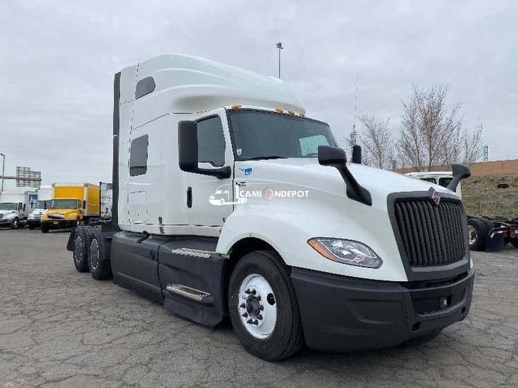 2022 International LT625 Sleeper Trucks