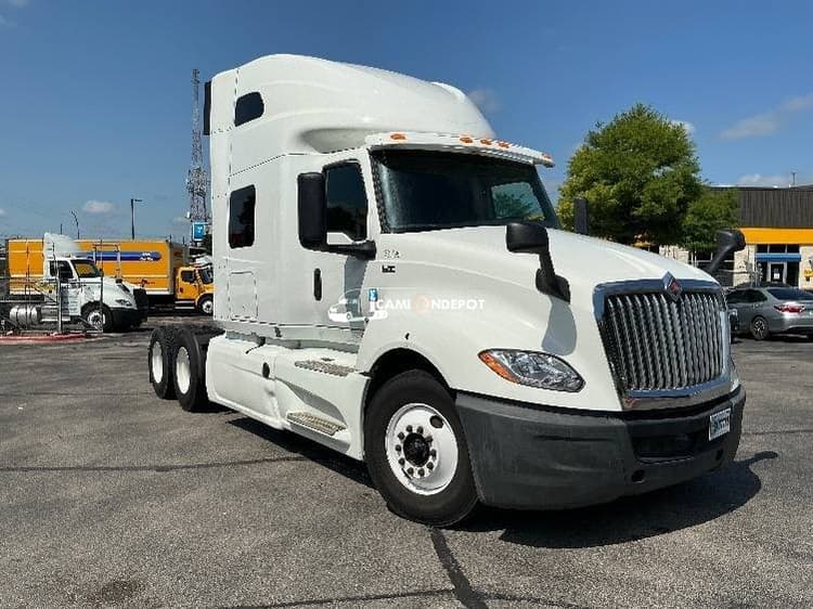 2019 International LT625 Sleeper Trucks