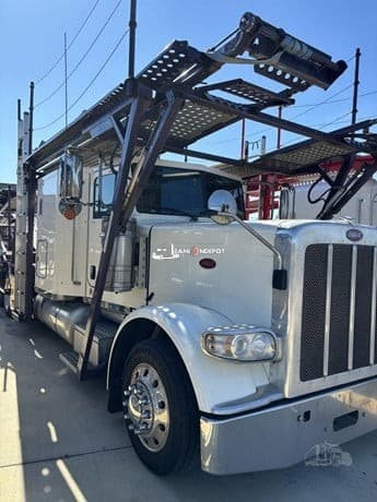 2019 Peterbilt 389 Car Hauler Trucks