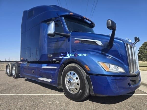 2023 Peterbilt 579 Sleeper Trucks