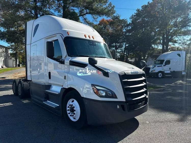 2021 Freightliner Cascadia 126 Sleeper Trucks