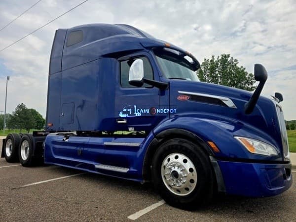 2023 Peterbilt 579 Sleeper Trucks