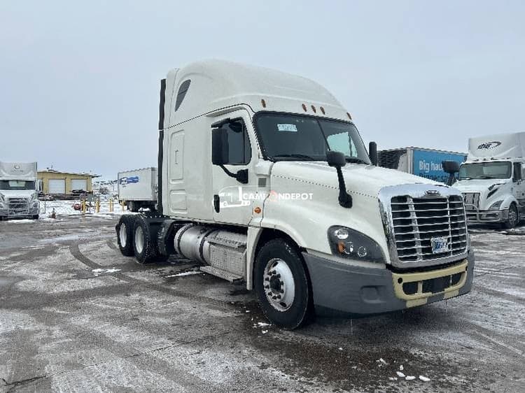 2020 Freightliner Cascadia 12564ST Sleeper Trucks
