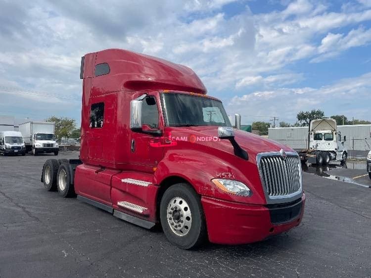 2019 International LT625 Sleeper Trucks