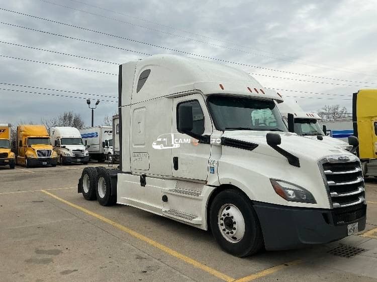 2020 Freightliner T12664ST Sleeper Trucks