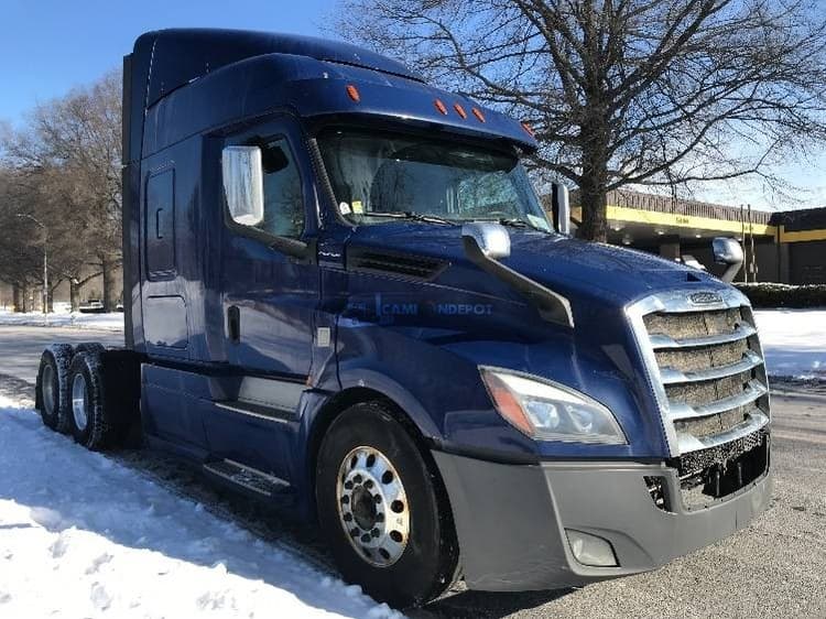 2019 Freightliner T12664ST Sleeper Trucks