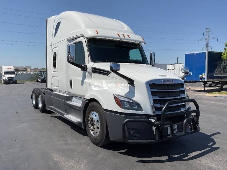 2019 Freightliner T12664ST Sleeper Trucks