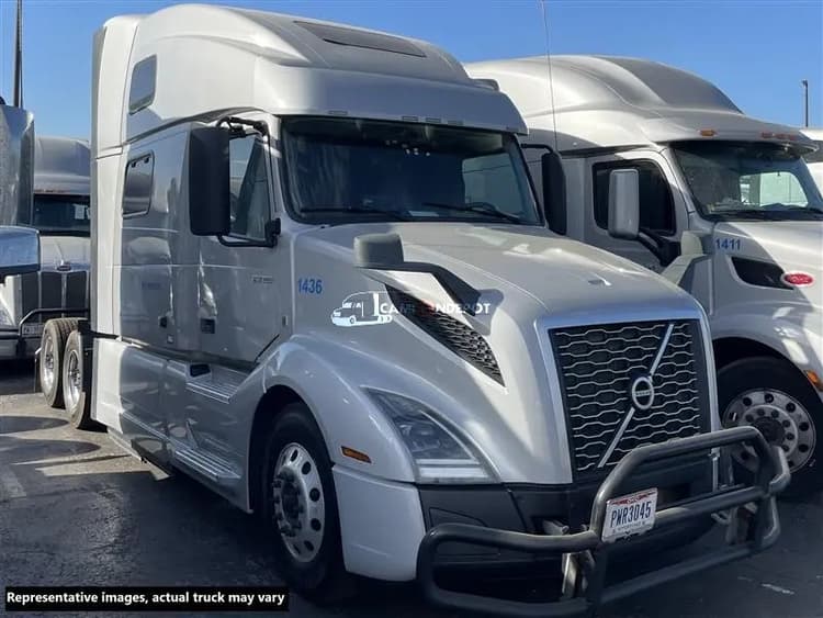 2022 Volvo VNL 860 Sleeper Trucks