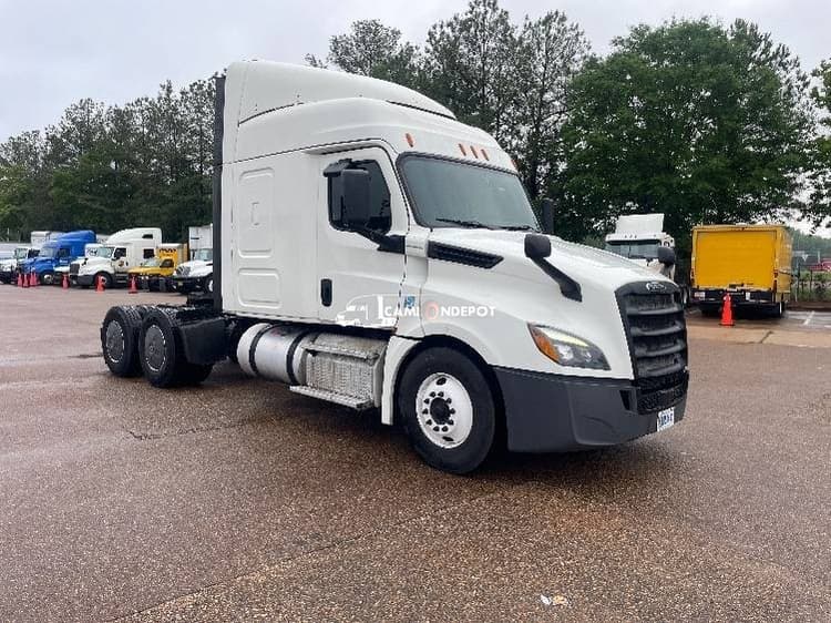2019 Freightliner T12664ST Sleeper Trucks