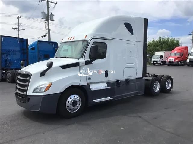2020 Freightliner Cascadia Evolution Sleeper Trucks