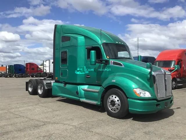 2021 Kenworth T680 Sleeper Trucks