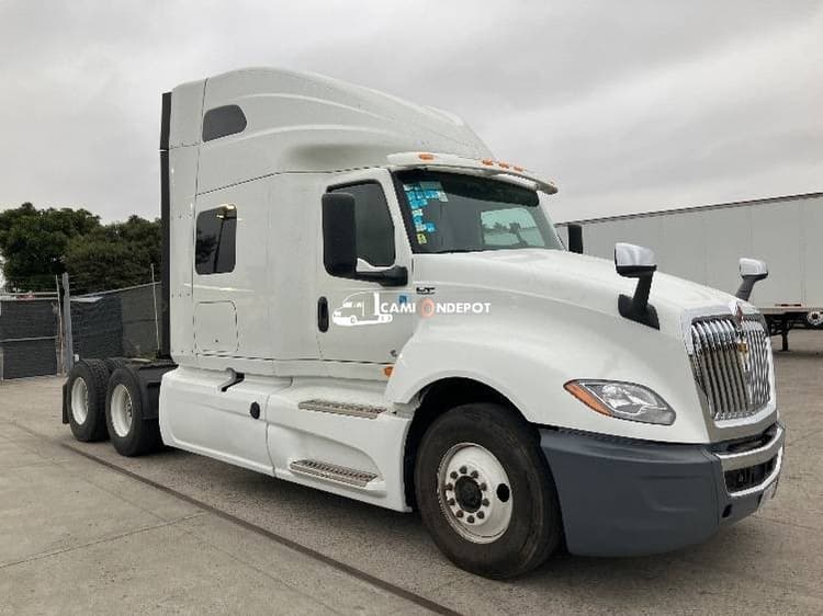 2020 International LT625 Sleeper Trucks