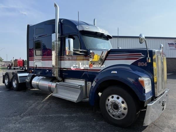 2022 Kenworth W990 Sleeper Trucks