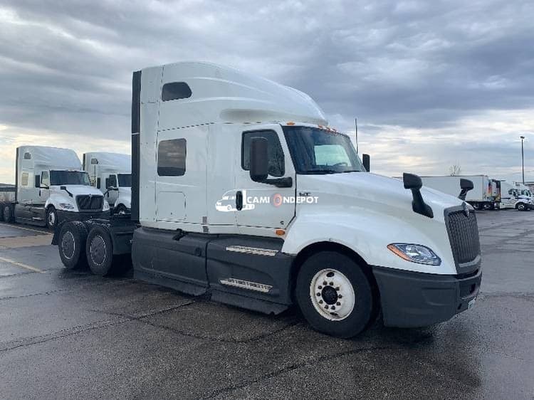 2022 International LT625 Sleeper Trucks