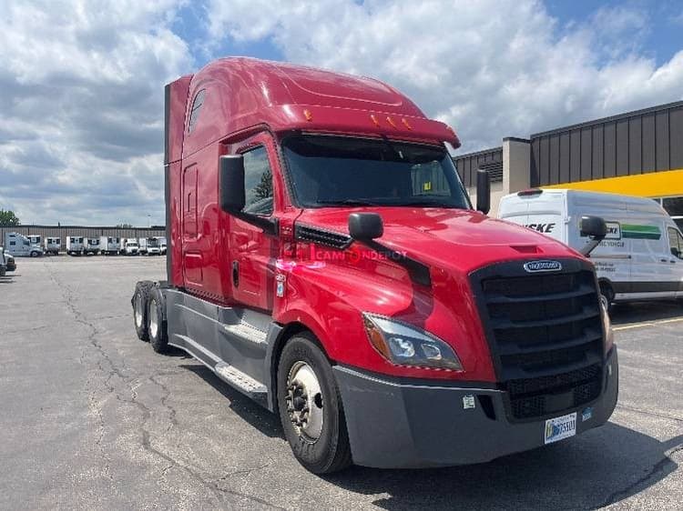 2020 Freightliner T12664ST Sleeper Trucks