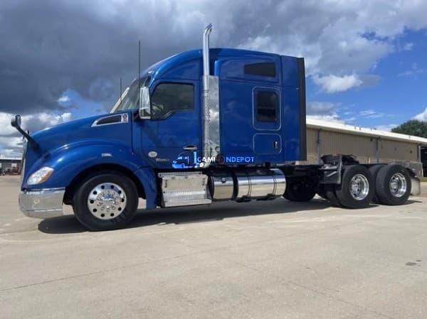 2021 Kenworth T680 Sleeper Trucks