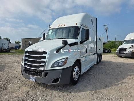 2019 Volvo VNL64860 Sleeper Trucks
