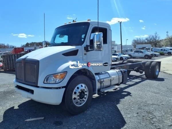 2026 Kenworth T280 Cab & Chassis Trucks