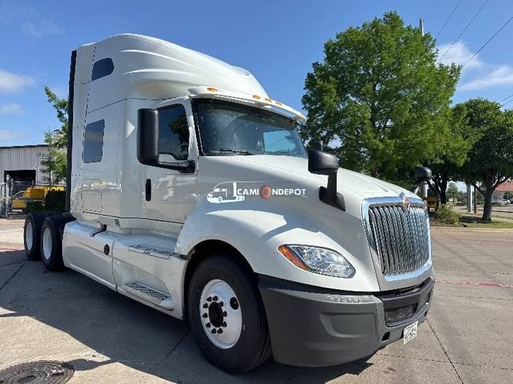 2019 Freightliner Cascadia 12564ST Sleeper Trucks