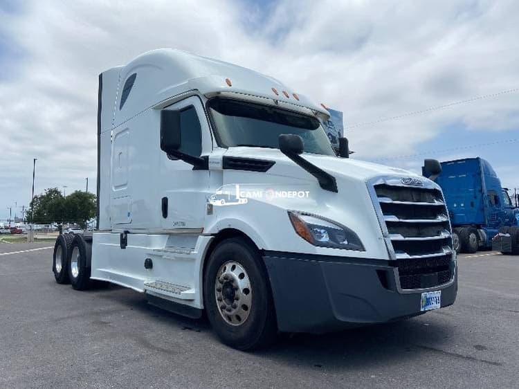 2020 Freightliner T12664ST Sleeper Trucks