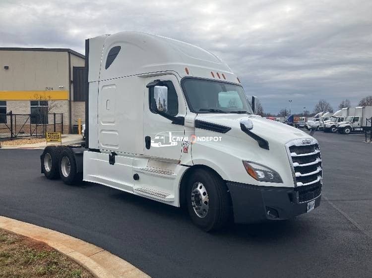 2020 Freightliner T12664ST Sleeper Trucks