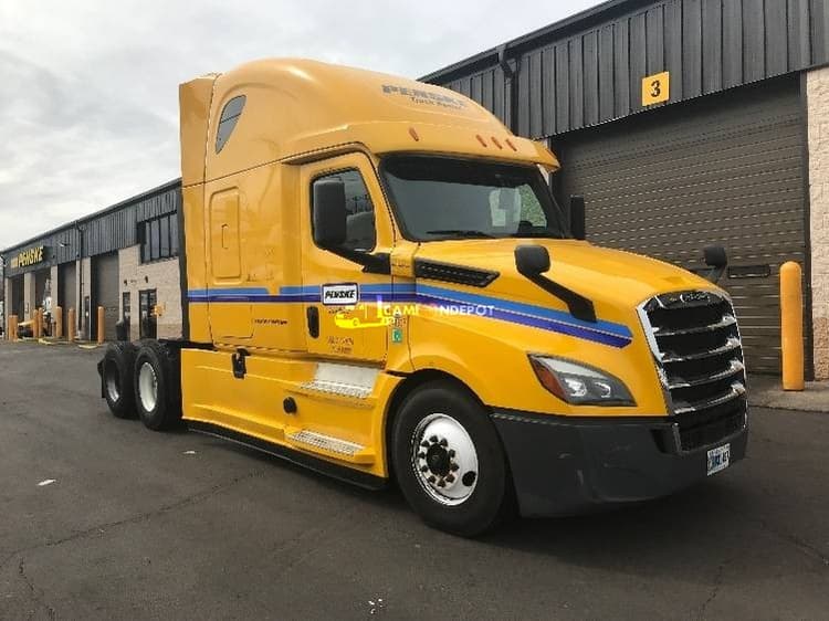 2020 Freightliner T12664ST Sleeper Trucks