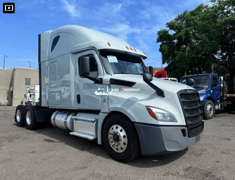 2019 Freightliner CASCADIA 126 Sleeper Trucks