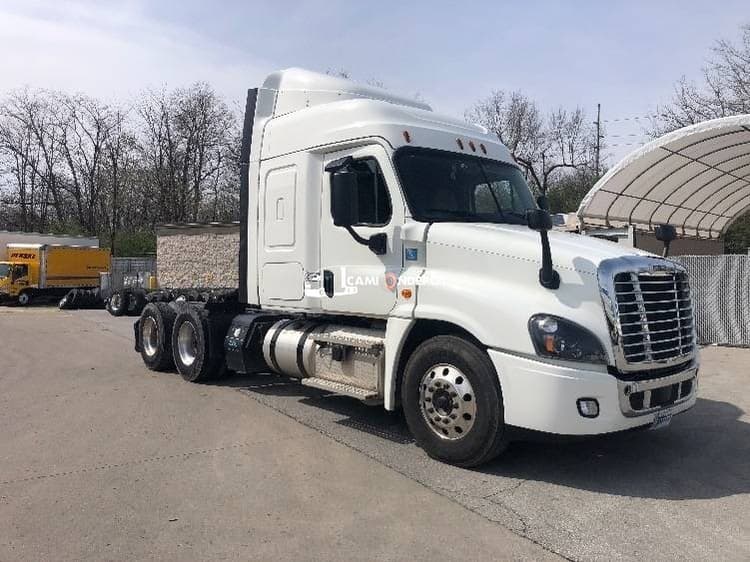 2019 Freightliner Cascadia 12564ST Sleeper Trucks