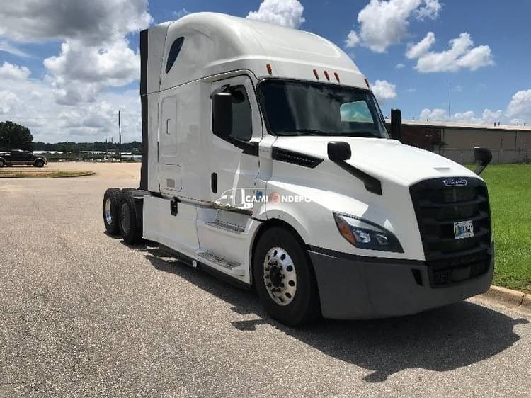 2020 Freightliner T12664ST Sleeper Trucks