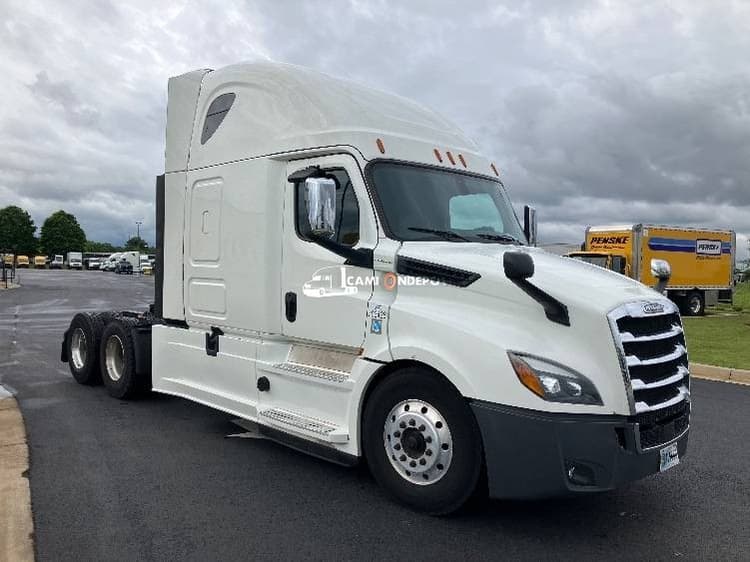 2020 Freightliner T12664ST Sleeper Trucks
