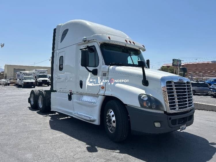 2019 Freightliner Cascadia 12564ST Sleeper Trucks