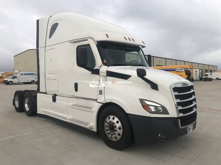 2022 Freightliner T12664ST Sleeper Trucks