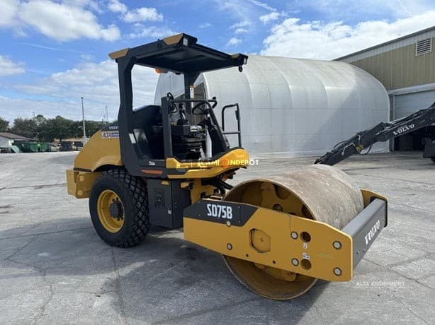 2023 Volvo SD75B Other Aggregate Equipment