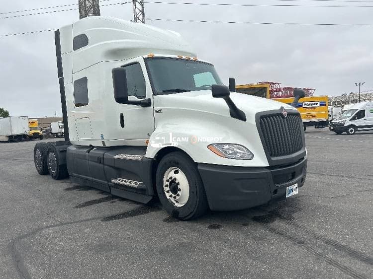 2022 International LT625 Sleeper Trucks