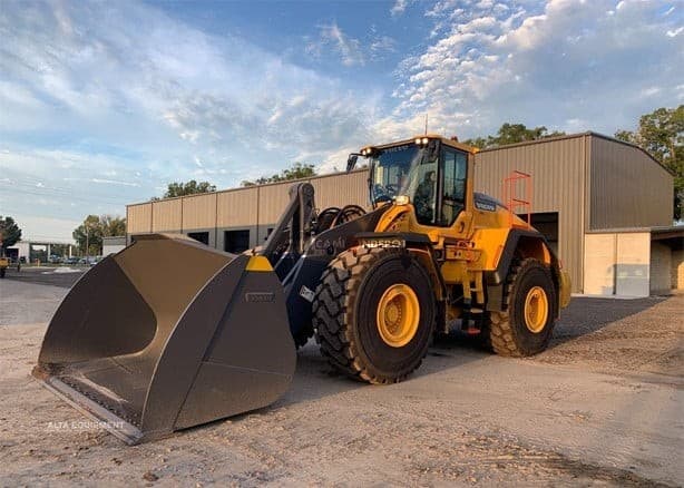 2023 Volvo L220H Other Aggregate Equipment