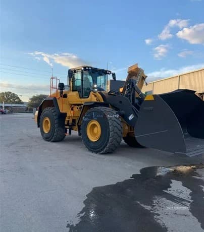 2023 Volvo L220H Other Aggregate Equipment