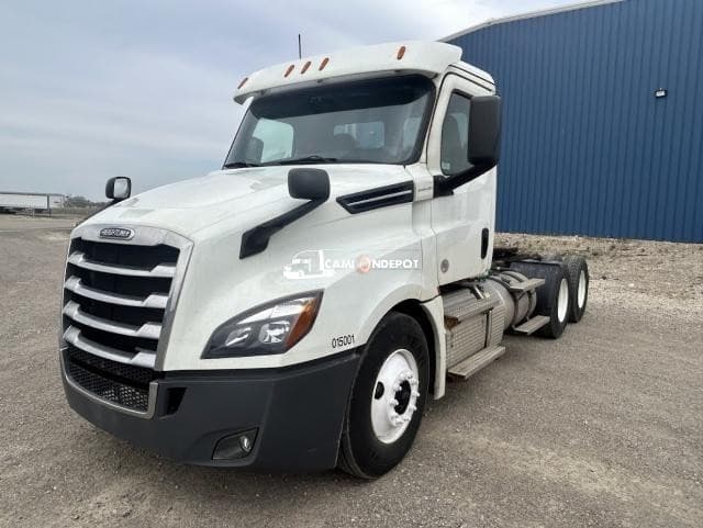 2020 Freightliner CASCADIA Day Cab Trucks