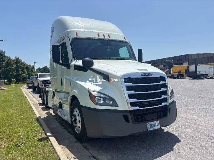 2021 Freightliner T12664ST Sleeper Tractor