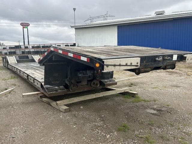 2011 Xl Specialize Carriers Spread Lowboy Trailer