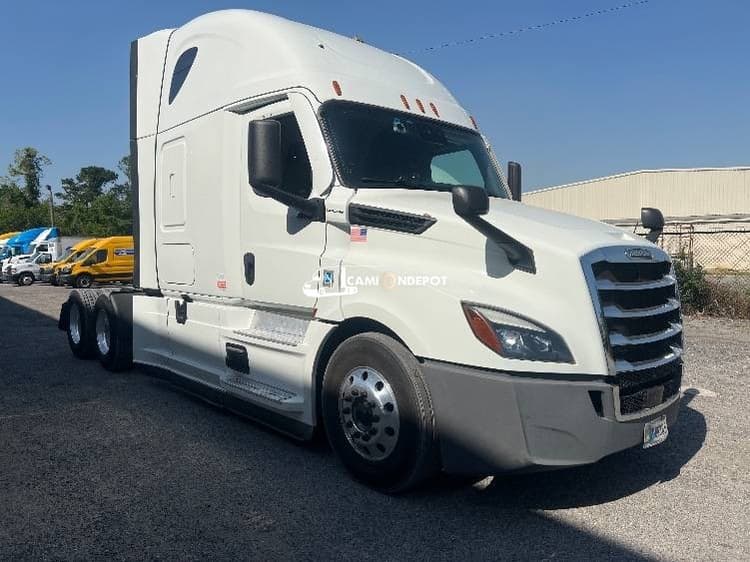 2021 Freightliner T12664ST Sleeper Tractor