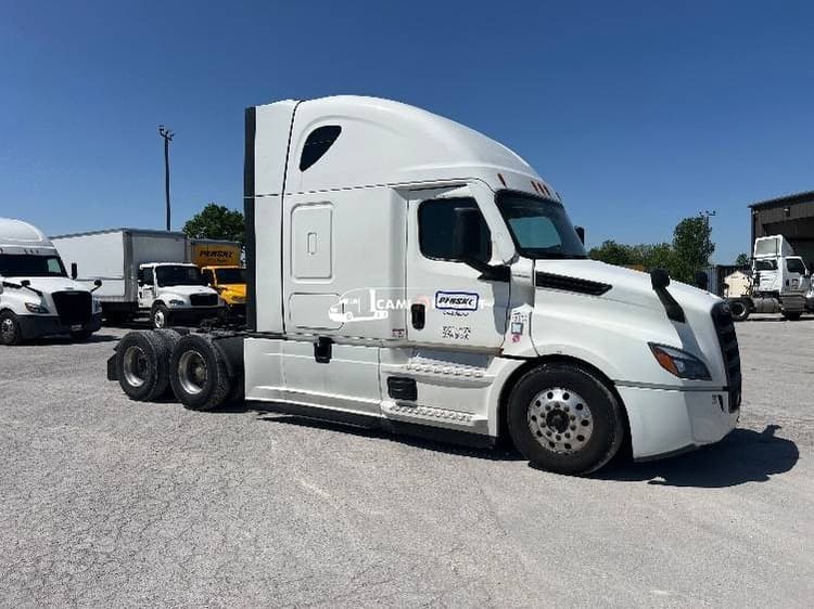2022 Freightliner T12664ST Sleeper Tractor