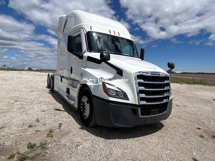 2022 Freightliner T12664ST Sleeper Tractor