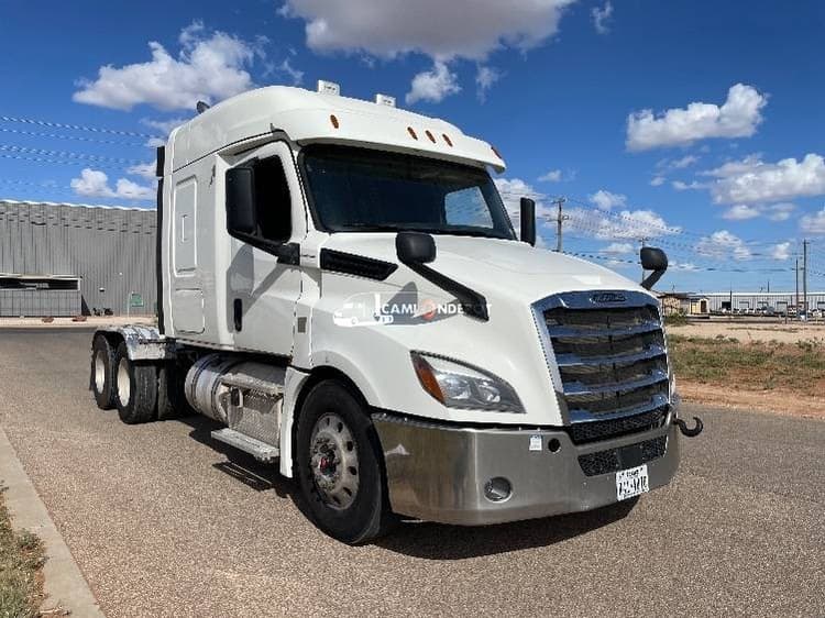 2019 Freightliner T12664ST Sleeper Tractor