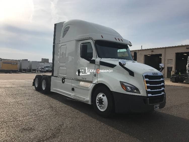 2019 Freightliner T12664ST Sleeper Trucks