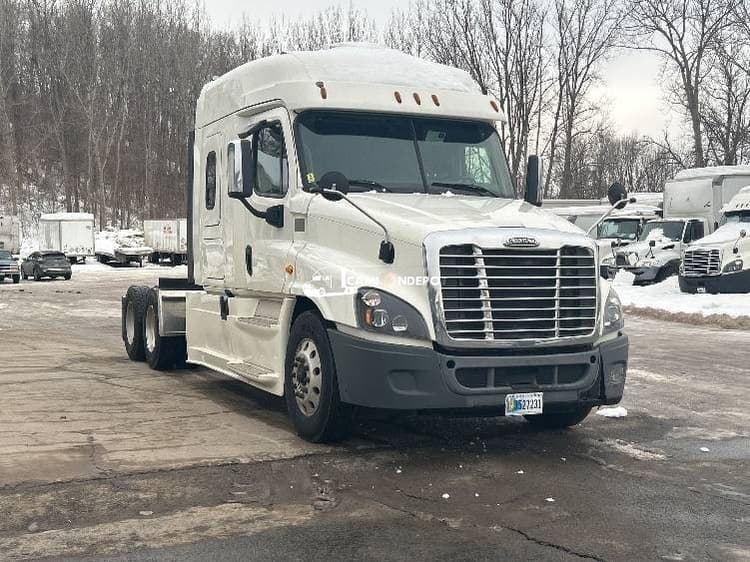 2019 Freightliner Cascadia 12564ST Sleeper Trucks