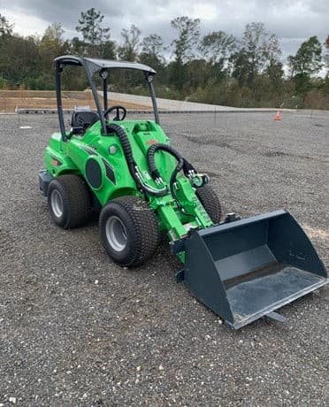 2024 Avant 528 Other Aggregate Equipment