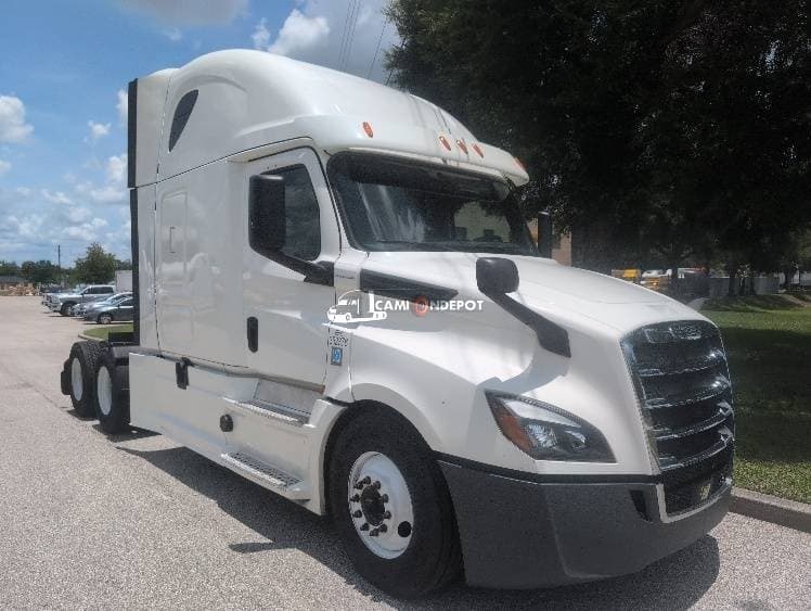 2020 Freightliner T12664ST Sleeper Trucks