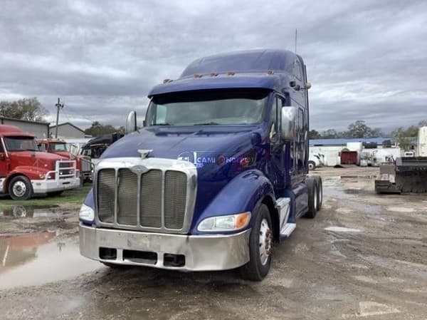 2006 Peterbilt 387 Sleeper Trucks