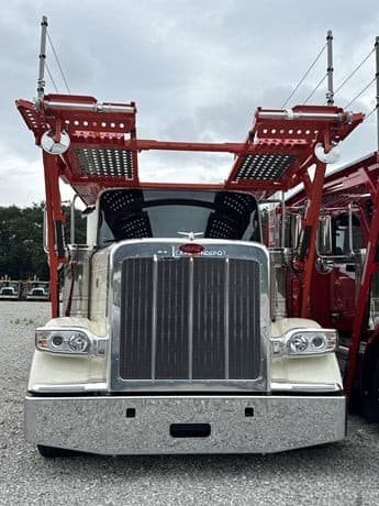 2026 Peterbilt 589 Car Hauler Trucks
