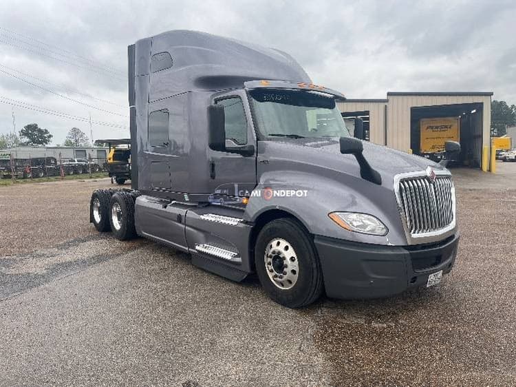2021 International LT625 Sleeper Tractor